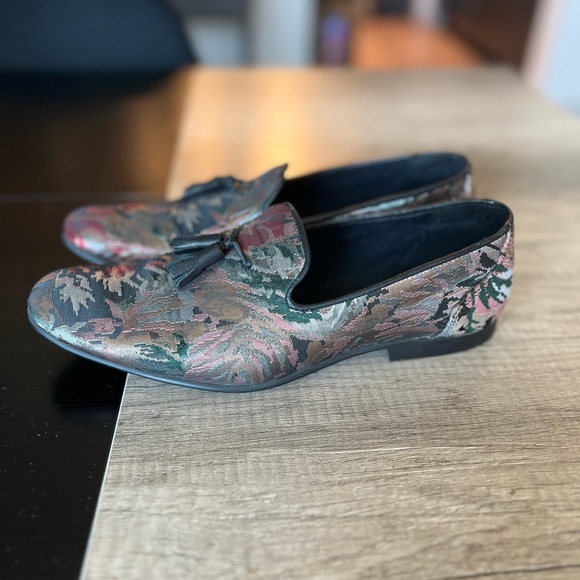 Jacquard Print Floral Loafers - Picture 3 of 6